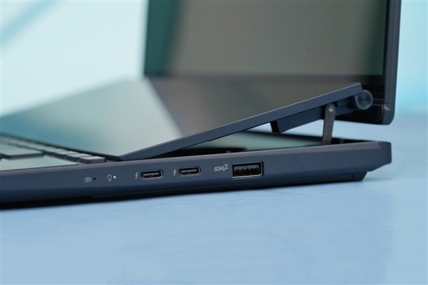 14英寸机身塞下18英寸屏！华硕灵耀X 双屏Pro 2023图赏(图15)