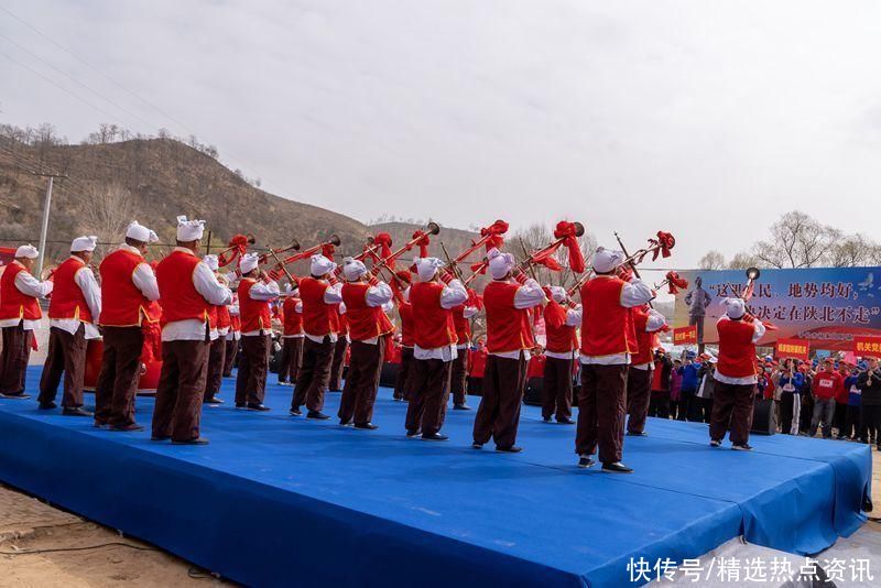 延安子长市举办“转战陕北·红色悦跑”首届健步行活动(图2)